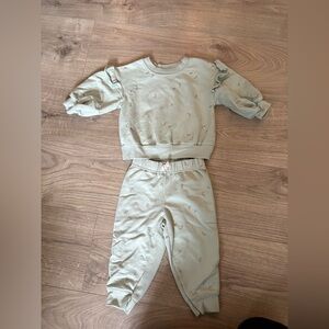 Carter's Light Green Bee Outfit- 12 Months